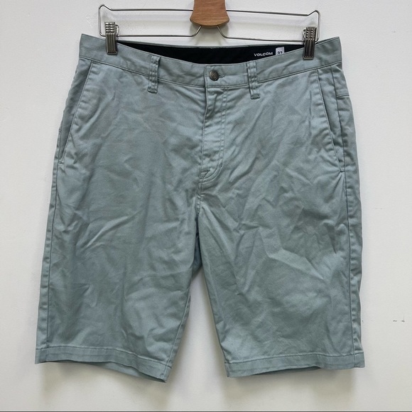 Volcom Shorts - Picture 1 of 11